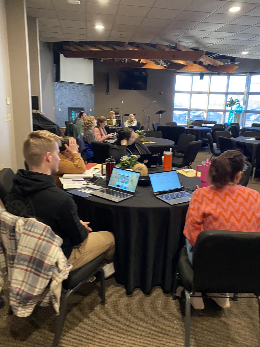 BGoodArtnGift's tweet photo. What’s better than this?! Becoming Activators &amp; Summarizers w/ some of the finest educators in the land! 
If you’re not here, I’m sorry you’re missing out because we are having so much fun here @NorthPointESC #GiftedPD! 🙌 🤩
#NPESCproud
#OhEd #Gifted https://t.co/5U4Li5Uhik