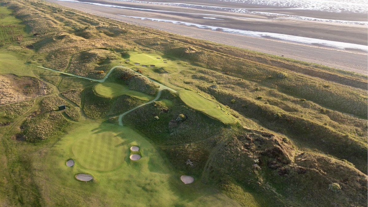 Life on the links at Silloth on Solway Golf Club, a fair test of golf on this traditional links layout ⛳️ Have you played it? Are you visiting this year? (📸 @sillothgolfclub @GaryLisbonGolf ) #golfthelakesuk #gtluk #golfing #golf #golflife #golfer #golfswing #golfcourse