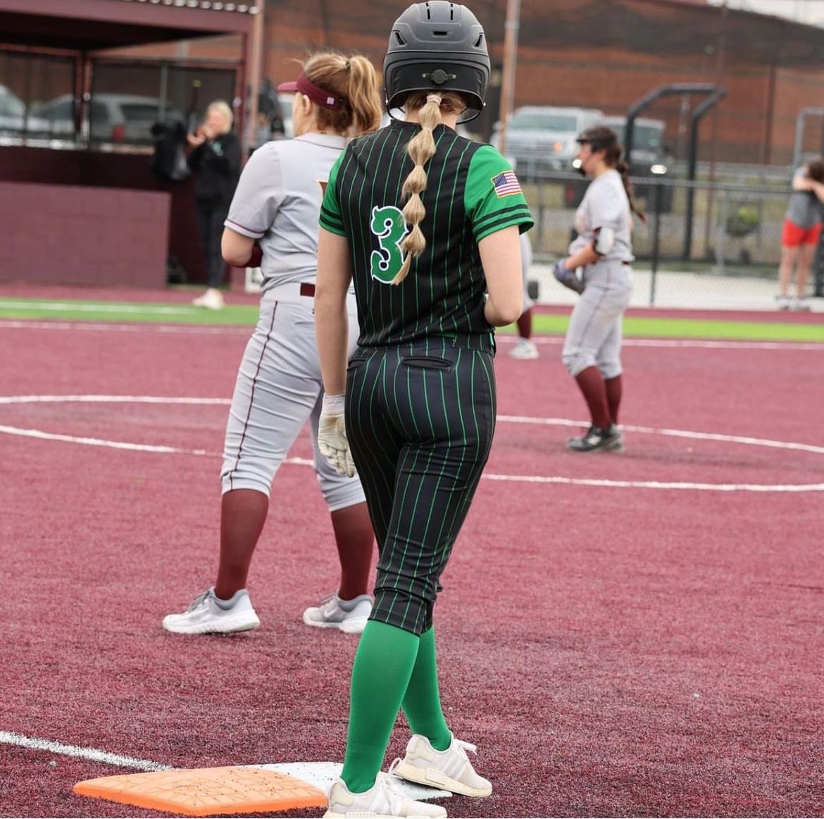 HAPPY BIRTHDAY to our favorite #3! <a href="/Lauren33453063/">Lauren Sheppard</a>