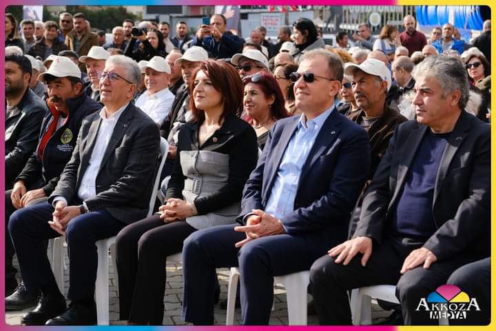 'Mersin Büyükşehir Belediyesi Tarımsal Desteklerini Arttırıyor.. Üreticilerin Yüzü Gülüyor'

Mersin Büyükşehir Belediyesi, tarım sektörünü desteklemeye yönelik hamlelerine devam ediyor. 

#akkoza #akkozamedya #MersinBüyükşehirbelediyesi #salı