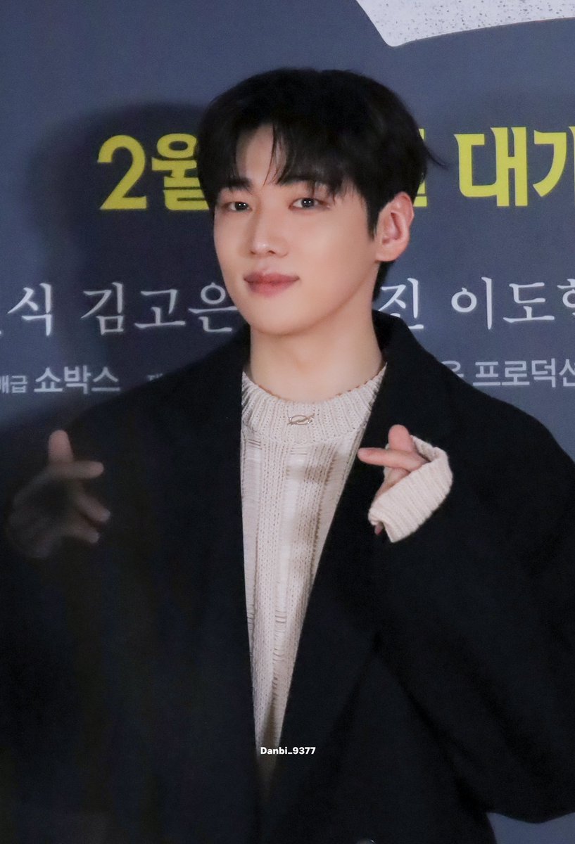 240220 재찬 시사회🎬
사진 왜 안뜨지🧐
#재찬 #JAECHAN