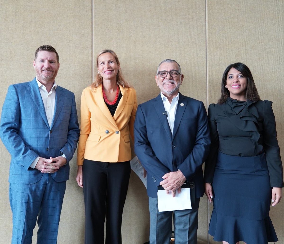 energiayminasrd's tweet photo. #RD🇩🇴 se incorporó al proyecto Energías Renovables y Eficiencia Energética en Latinoamérica (ETRELA), iniciativa que busca mejorar, aumentar y facilitar el acceso a la educación y capacitación en energía renovable en AL, para apoyar la transición energética de la región. https://t.co/qfMy2Nuhs9