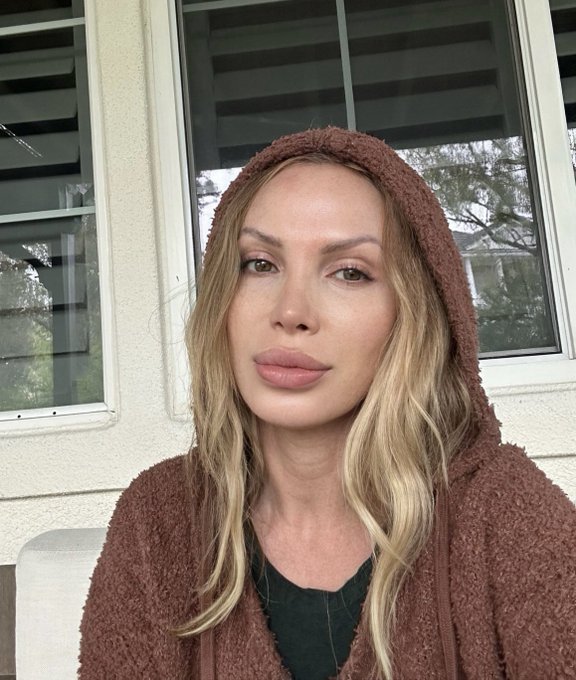 Good morning from rainy California 🌧️. How the weather for you? https://t.co/pPq8SNqOKV<a href="/tag/throwback"class="tags"><span>#throwback</span></a>