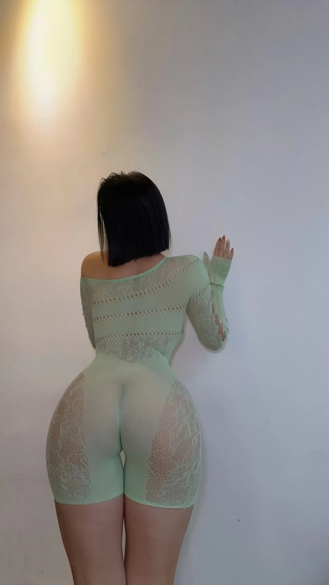 weme_only11's tweet photo. 微密圈鹿瑶，绿色透视装，隐约可见的乳晕

更多微密圈资源点我主页置顶查看 https://t.co/a5x8Tjbib4