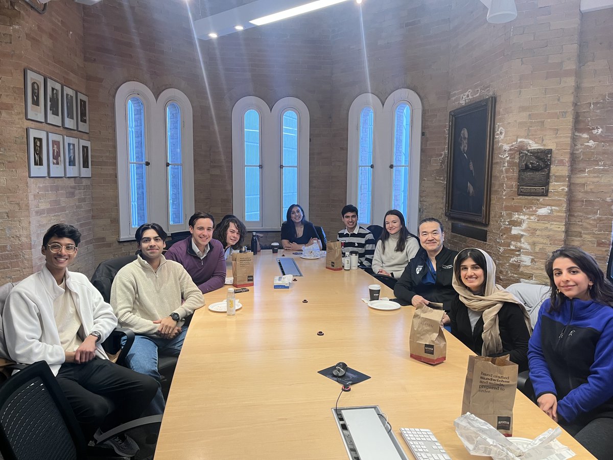 In the last few weeks,<a href="/UofTSurgery/">U of T Department of Surgery</a> hosted “Breakfast with the Chair” for 1st/2nd year <a href="/uoftmedicine/">Temerty Medicine</a> students to connect with division Chairs, who talked about surgical specialties, career opportunities &amp; work-life balance @UofTCVSurgery <a href="/UofTVascular/">UofT Vascular Surgery</a> <a href="/UofTPRS/">U of T Plastic Surg</a> #UofTThoracicSurgery