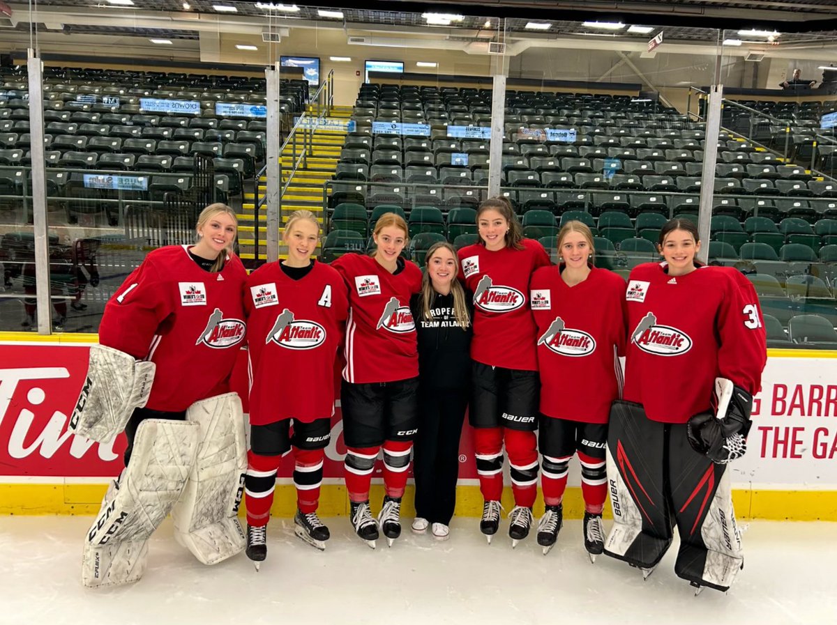 WANT TO JOIN OUR TEAM⁉️

Team Atlantic is now accepting applications from coaches and support staff who want to be a part of our program.

Interested? 👇

APPLY NOW ➡️ cognitoforms.com/HockeyNovaScot…

The deadline to apply is March 4.

<a href="/HockeyPEI/">Hockey PEI</a> | <a href="/hockeynl1935/">Hockey NL</a> | <a href="/HockeyNB/">Hockey NB</a> | <a href="/HockeyNS/">Hockey Nova Scotia</a>