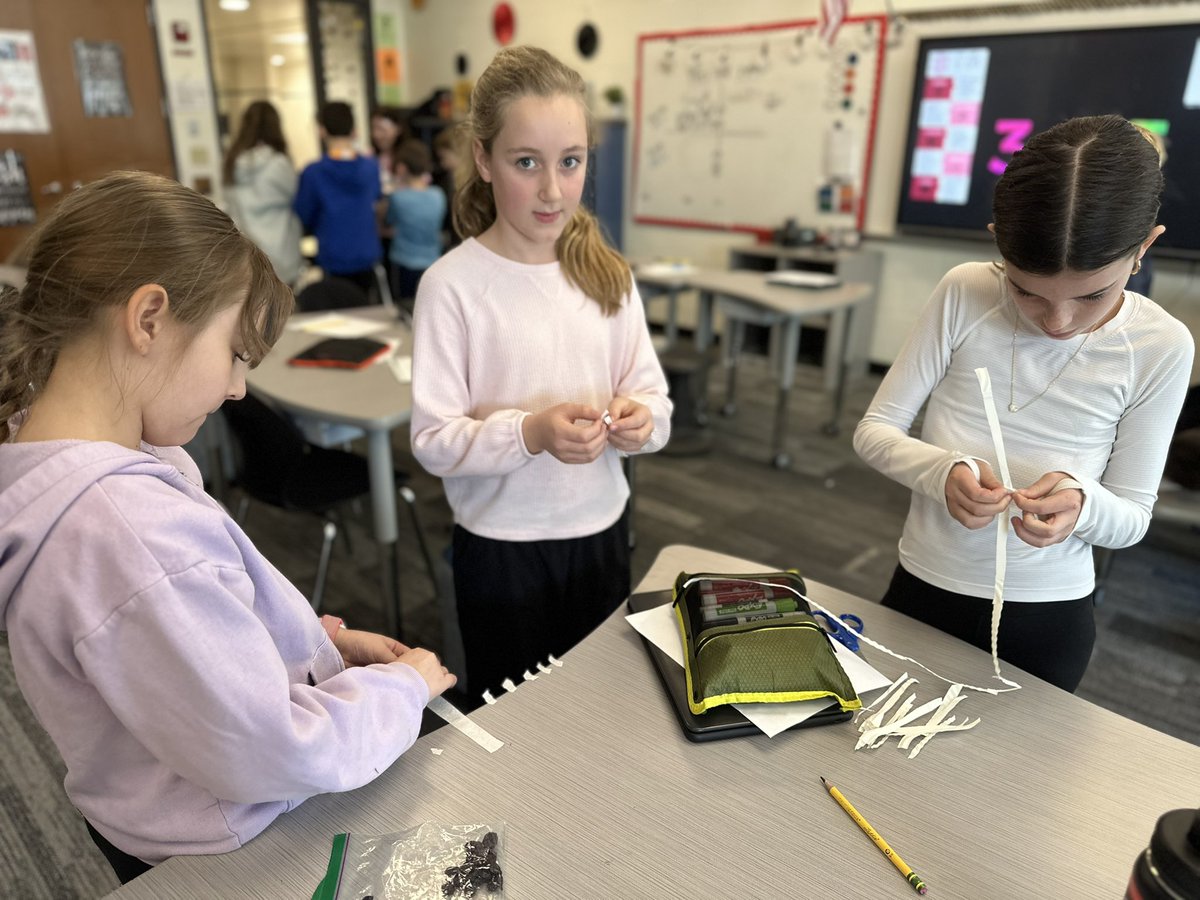 IH5Haney's tweet photo. Engineers week! Day 1.. great success! #EWeek2024 #IHES_STEM @IHElementary https://t.co/NwTFNzmU2V