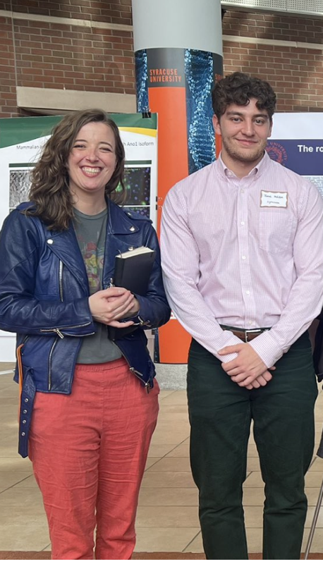 LovelessRadio's tweet photo. Damn! 3 of Hehnly Lab Undergraduates @SUBiology are going to Graduate School next year! Watch out science world. Congrats to Jonah Da Silva, Matthew Whaley, and Elijah Springer! #ScienceRocks #NextGenerationofScientists https://t.co/Lc3WTAq4gR
