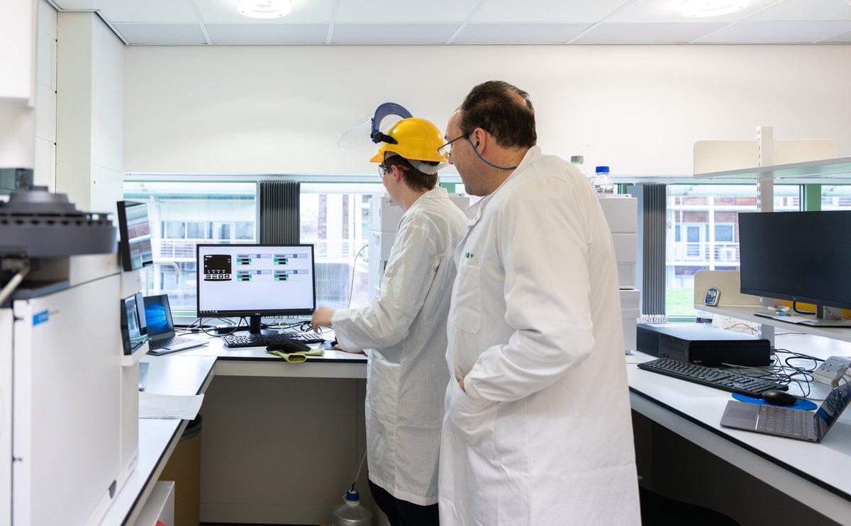 BetatecHops's tweet photo. Hydrogenation training today at at our Innovation Centre in Malvern, UK https://t.co/qcfgy2bhr1