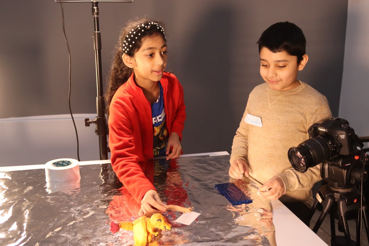 We had a brilliant time during our Signal Starters taster sessions at the end of last week! We loved all the marvellous alien models made and used to create some mini stop-motion animations. Here are some pics from behind the scenes! 👽🚀