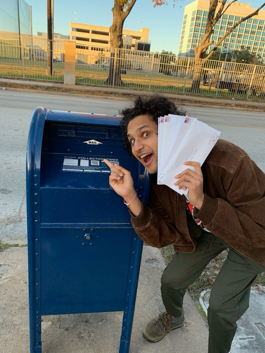 mr_samosaman's tweet photo. Week 4 update: every week, I send letters to a list of friends and strangers. I’ve sent 35 letters out so far to 12 people, got my first reply, and sent my first international letter to @pedroarka ! https://t.co/6KFAxWVAvy