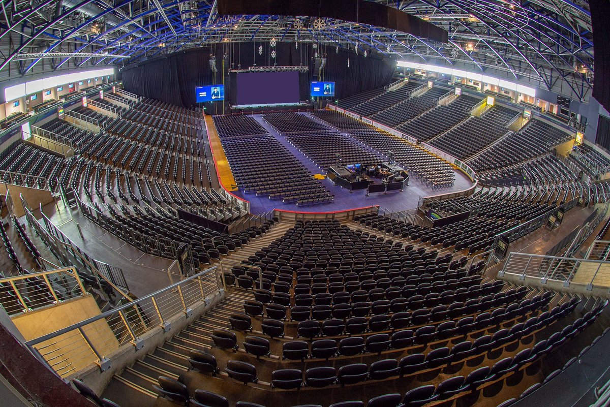 🎶| SHOW DE HOY🧡

📆 20 de Febrero 2024
⌛16:30 hs (PY)
📍 Belfast, UK (Night 1)
🏟️ SSE Arena Belfast 
🎤 Tommy Lefroy
👥 11.000 (sold out)
#TheShowLiveOnTour