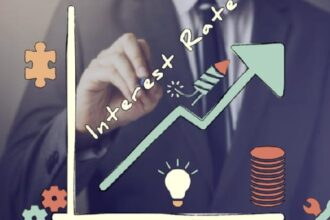 dastakindialive's tweet image. इन बैंको में FD पर मिल रहा है 9% तक का ब्याज, यहां देखें लिस्ट
#FDInterest #AUSmallFinanceBank #Bank #FD 
dastakindia.com/2024/02/20/up-…