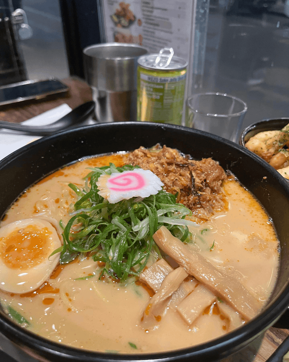 KuuRamen's tweet photo. Our chefs carefully prepare each bowl of ramen to perfection using only the freshest ingredients available. Check out our menu by visiting our website!

#Ramen #KuuRamenUes https://t.co/92TehnyLkj https://t.co/zObi1wcihw