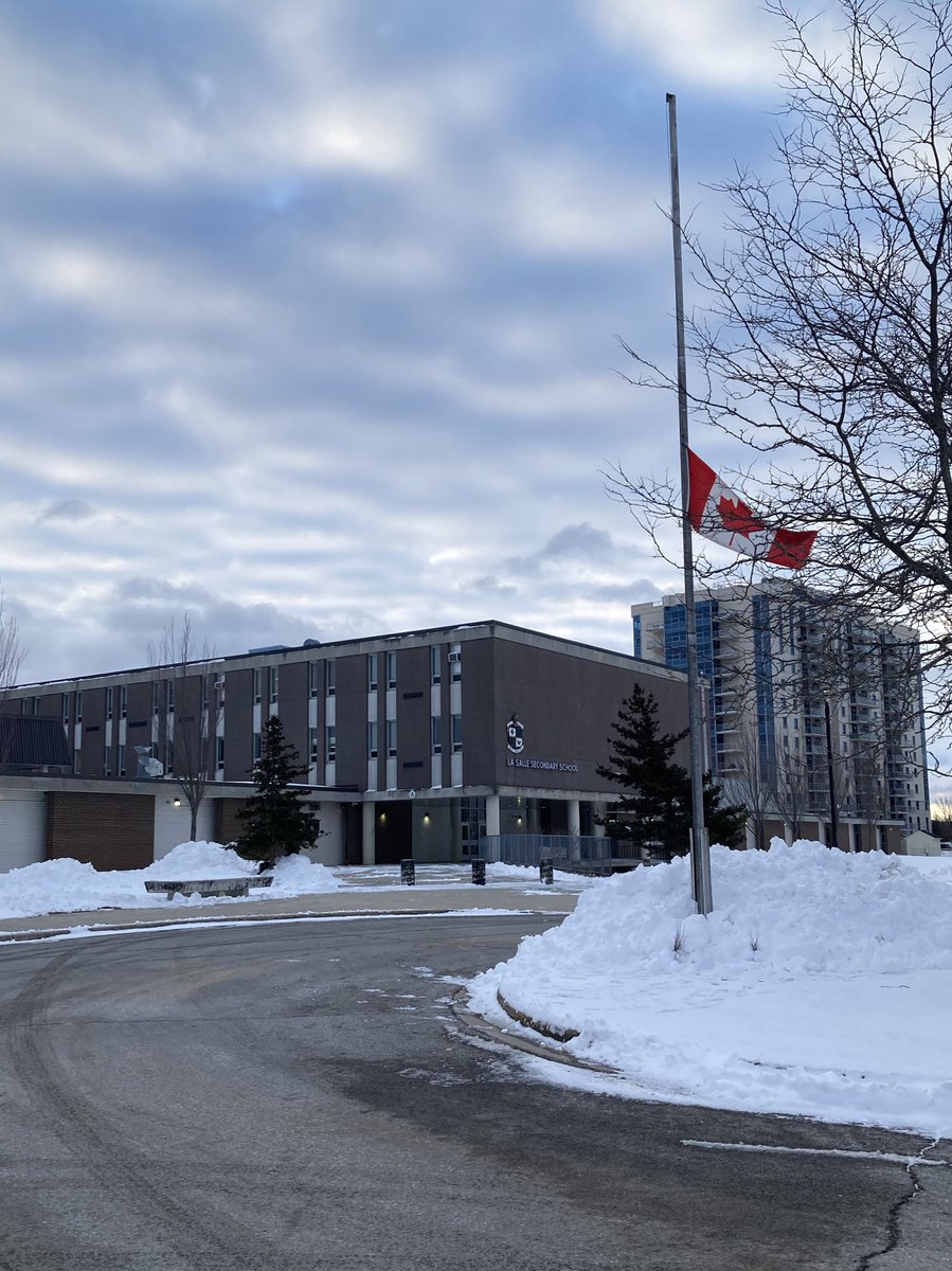 LSStrackfield's tweet photo. Sending love and sympathy to all who knew Donna Mulholland- the ❤️ and soul of the office staff @LaSalle_LDSB for 19 years until retirement two years ago. 💛💔🖤#onceaKnightalwaysaKnight https://t.co/uKVeEocHoT