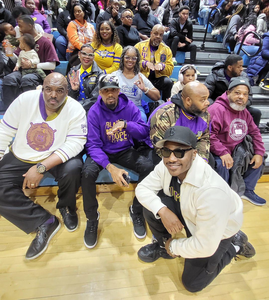 Last night, members of the CDAC NPHC supported the Delaware State University Men's basketball team as the took on Morgan State University. Support and service is what we do

#CDACNPHC #KentCounty #SussexCounty #APhiA #AKA #OPP #KAY #DST #PBS #ZPhiB #SGRho #IPhiT