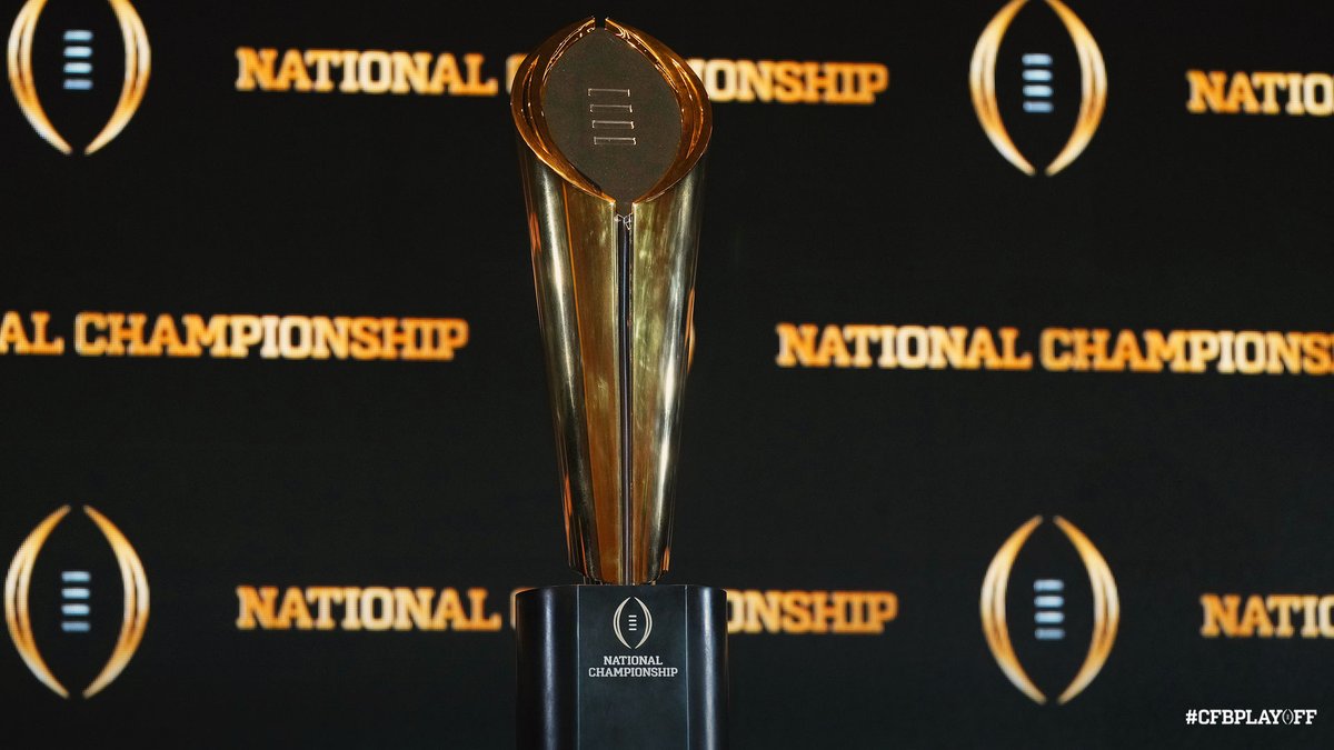 OFFICIAL: The CFP Board of Managers unanimously revised the qualifying criteria for the 12-team event to include the five highest-ranked conference champions plus the next seven highest-ranked teams determined by the CFP Selection Committee. collegefootballplayoff.com/news/2024/2/20… #CFBPlayoff
