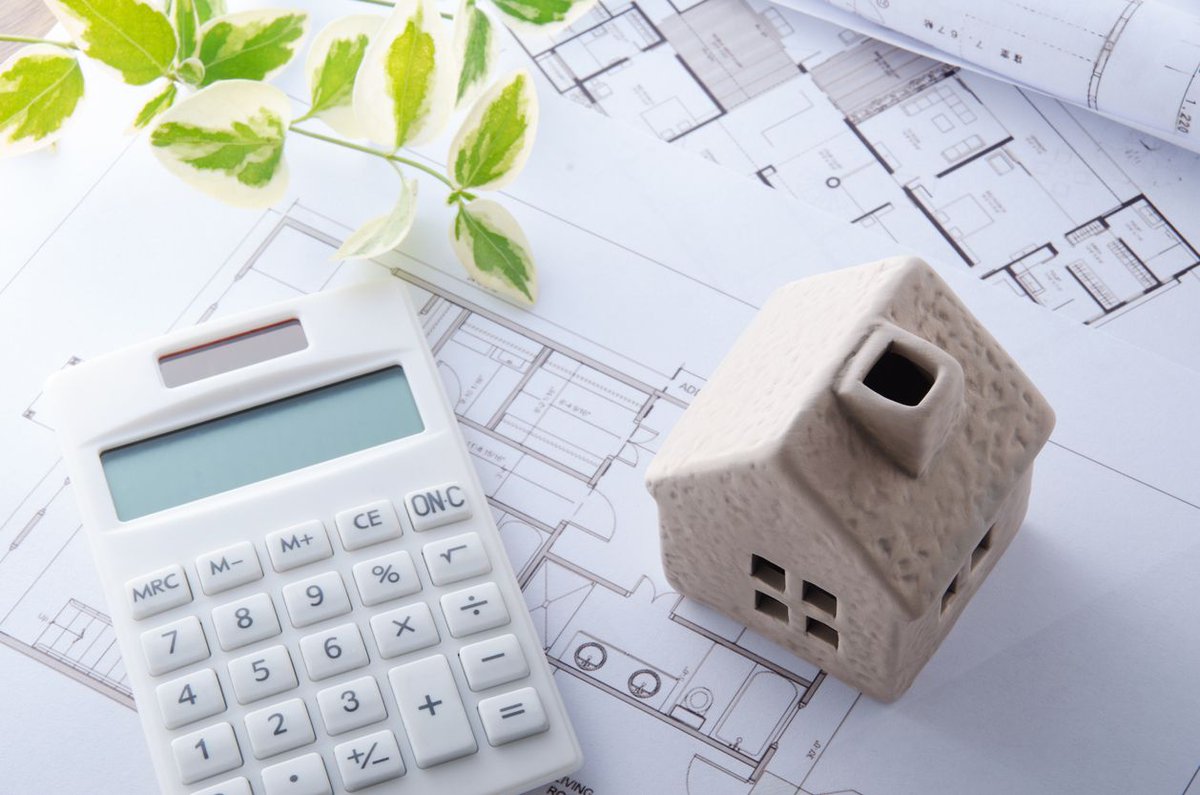 HomeOwnersAll's tweet image. The cost of moving house isn’t cheap. In 2024, you can look at paying £10,255 in costs. But how do these costs add up and what should you budget for if you're looking to move in 2024?
buff.ly/40EfWvS 

#homemover #homemoving #movinghouse #moving #forsale