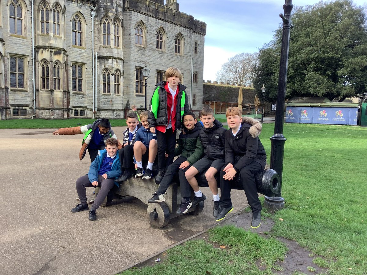 LlanFach2024's tweet photo. What a fantastic day at Cardiff Castle for Year 6 to launch our new Castles expedition. Diolch Elizabeth and Jodi @cardiffcastle https://t.co/EbWzwFc0ic