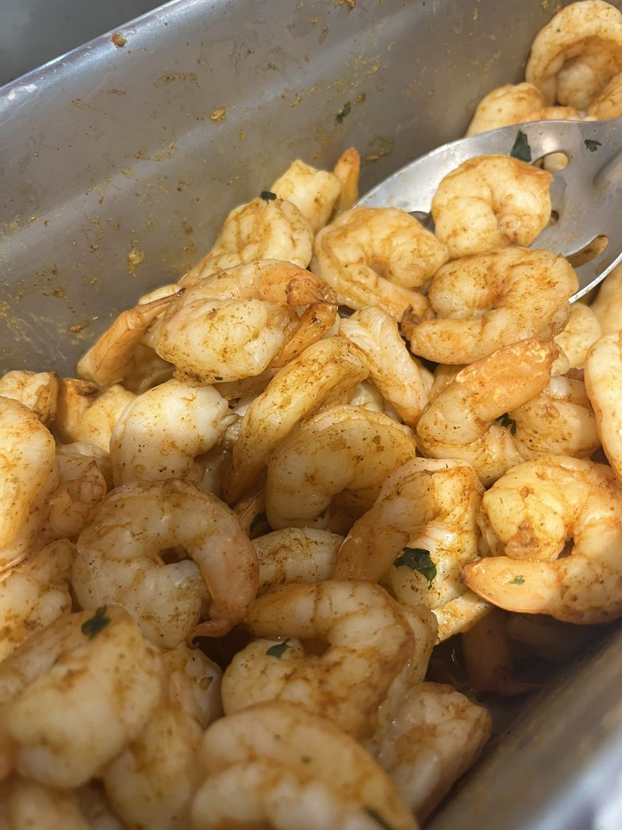 ccbcdining's tweet image. Fresh made Burritos with chicken or shrimp today only at CCBC Essex.  With all the toppings.  All for $7.99