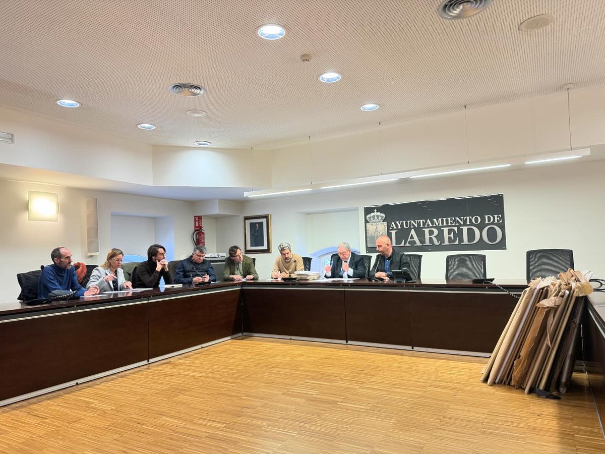 📃Cinco #proyectos #finalistas aspiran a ser elegidos para rehabilitar el #PaseoMarítimo de #Laredo

Los seleccionados contarán con 60 días para desarrollar sus ideas y, una vez presentadas, se conocerá el ganador.

ℹ️Info conpleta en laredo.es/09/noticia_amp…