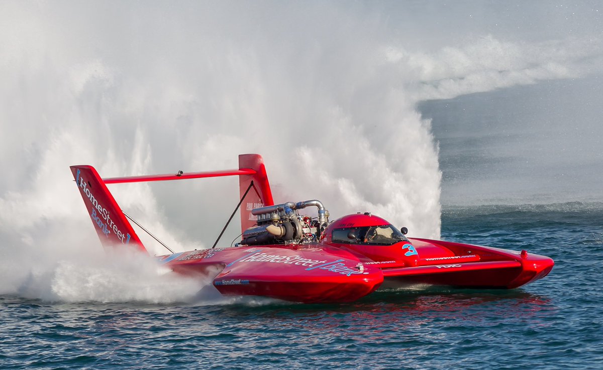Turbinator Tuesday

August 2015
Roostertail turn
Detroit River