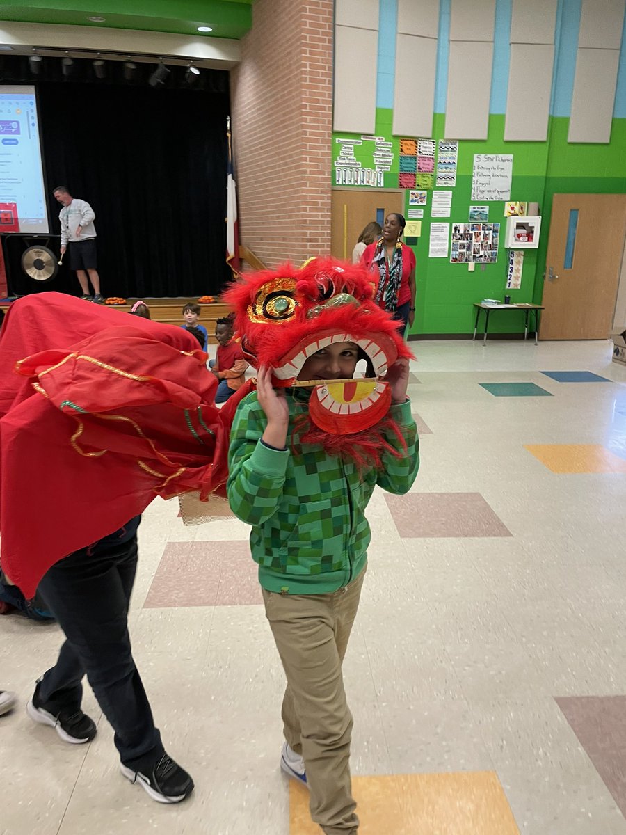 BgeRoadrunners's tweet photo. BGE students celebrated Lunar New Year Friday with races, trivia contest, and a dragon parade. https://t.co/rzz4fbNBD3