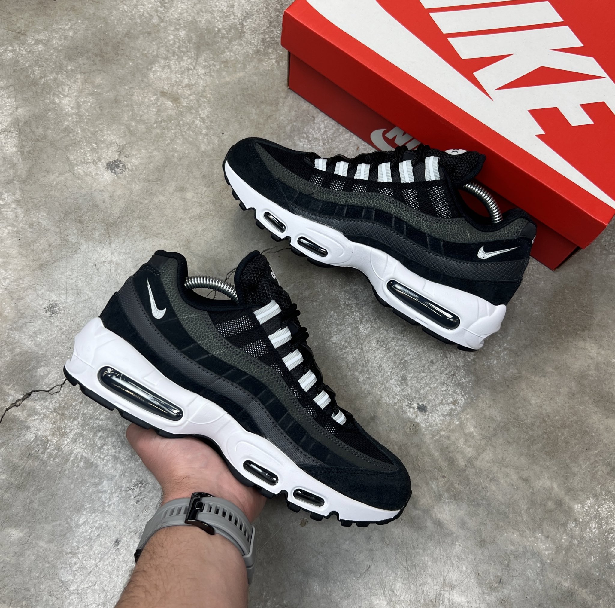 Air max 95 black and white on feet best sale