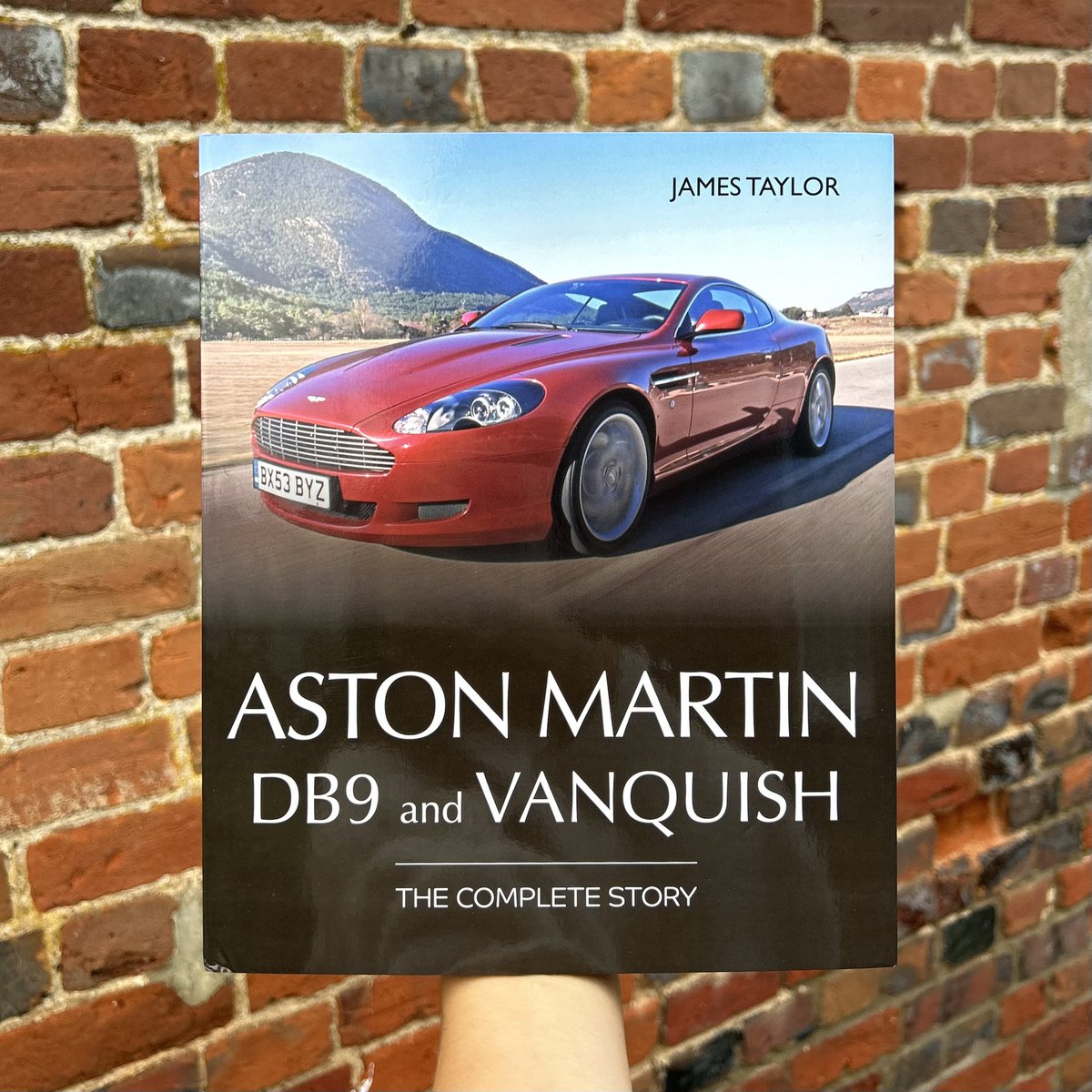 Introducing James Taylor’s newest book, Aston Martin DB9 and Vanquish. 🛞 This book tells the complete story of the DB9 and Vanquish, the models that established a new and successful era for the company that made them. #crowood #thecrowoodpress #astonmartin #astonmartindb9