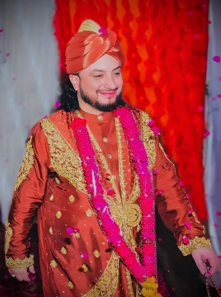 sayeedghuli's tweet photo. *شف شف سرکار کے پاس ایک ہی راستہ بچا ہے*
*پی ٹی آئی میں شامل ہو جائے بس پھر یوتھیے خود ہی اس کو حق پر ثابت کر دیں گے

#BreakingNews https://t.co/usibMLbugN