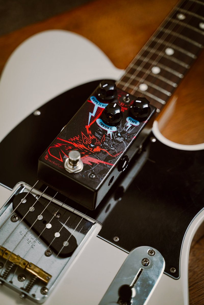 HauntedLabs's tweet photo. Loving this combo.. The Shadow Winds delay sounds so good with a Tele!
Especially one loaded up with Lambertones Blondies!
#teletuesday #tonefordays #electricguitar #guitargear #knowyourtone #fender #fenderguitars #telecaster #lambertonespickups #gearfever #hauntedlabs https://t.co/zLPio8CCFE