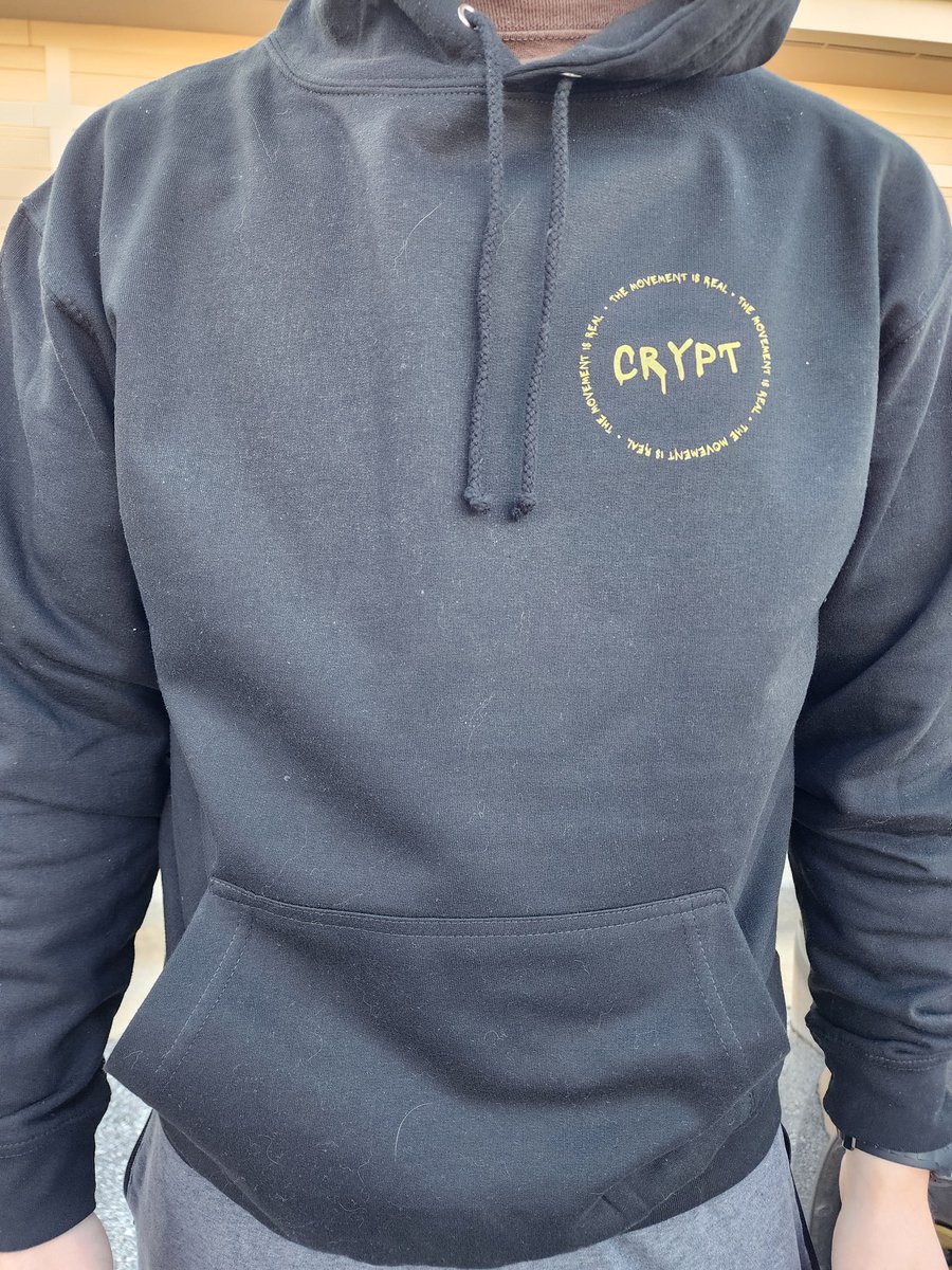IR3VOLUTIONI's tweet image. @TheCrypt_Nfts #CryptNFT Great community, Great art, great utility... why wouldn't I go get a hoodie made from the art I own?... #themovementisreal