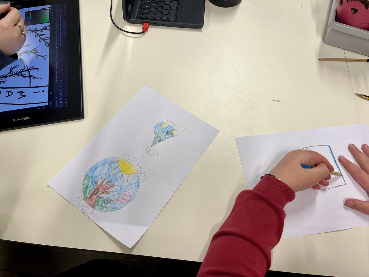 Productive hands at today’s Easthouses Primary School badge design workshop. A wonderful opportunity for our senior students @NewbattleArt to work with @morrisonbuilds @JMConstruction and the lovely primary pupils. We can’t wait to find out which the design wins