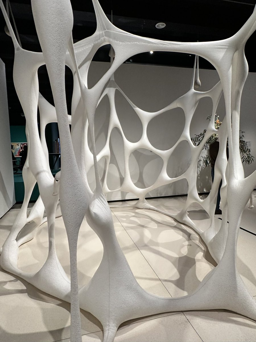 brionesci's tweet photo. Si te gusta el arte, la ciencia y la tercera cultura… no te puedes perder la expo #CaixaForumArteyNaturaleza, en @CaixaForum Madrid, con la colaboración del @centrepompidou. Maravillosa, en la forma y en el fondo :-) https://t.co/97TaVOYvXR
