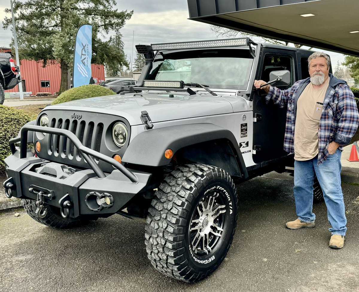 Big congrats to James on his new custom Jeep Wrangler! Here’s to many memorable journeys in your one-of-a-kind ride! #JeepWrangler #CustomJeep #NewRide #AdventureAwaits #OffRoadLife #JeepLove #RideInStyle #UniqueWheels #ExploreMore #HappyCustomer