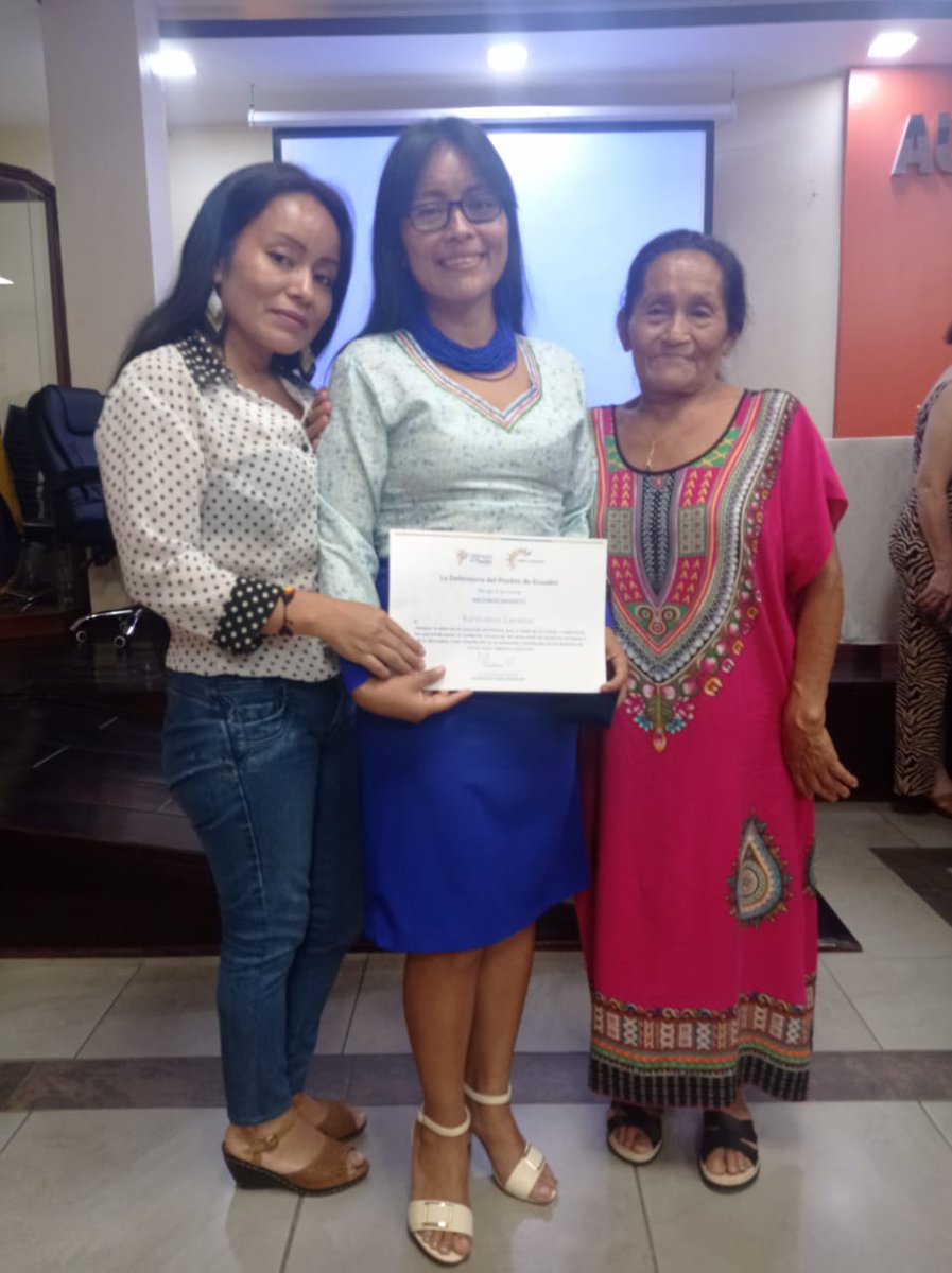 Kankuana12's tweet photo. "Tiempo de Derechos", gracias inmensos a toda la gente poderosa que me han enseñado mucho.
Este reconocimiento es gracias a un trabajo colectivo y la pasión a #Remando por los derechos humanos y de la naturaleza.
@mullu_tv @ana1alvarado @LancerosDigital https://t.co/pleIe8R4WL