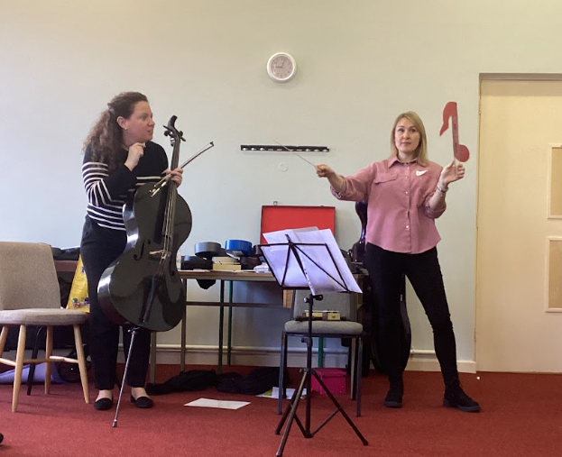 HFSchoolDeaf1's tweet photo. Special thanks to Grainne Hope of @MusicHealthIrl  and Ruth Montgomery of @Audiovisability for organising a fantastic music workshop for our post-primary students today! They had the opportunity to explore the rhythm of music, play 'Ode to Joy' on the chime box, learn to play https://t.co/JLRTowvJRf