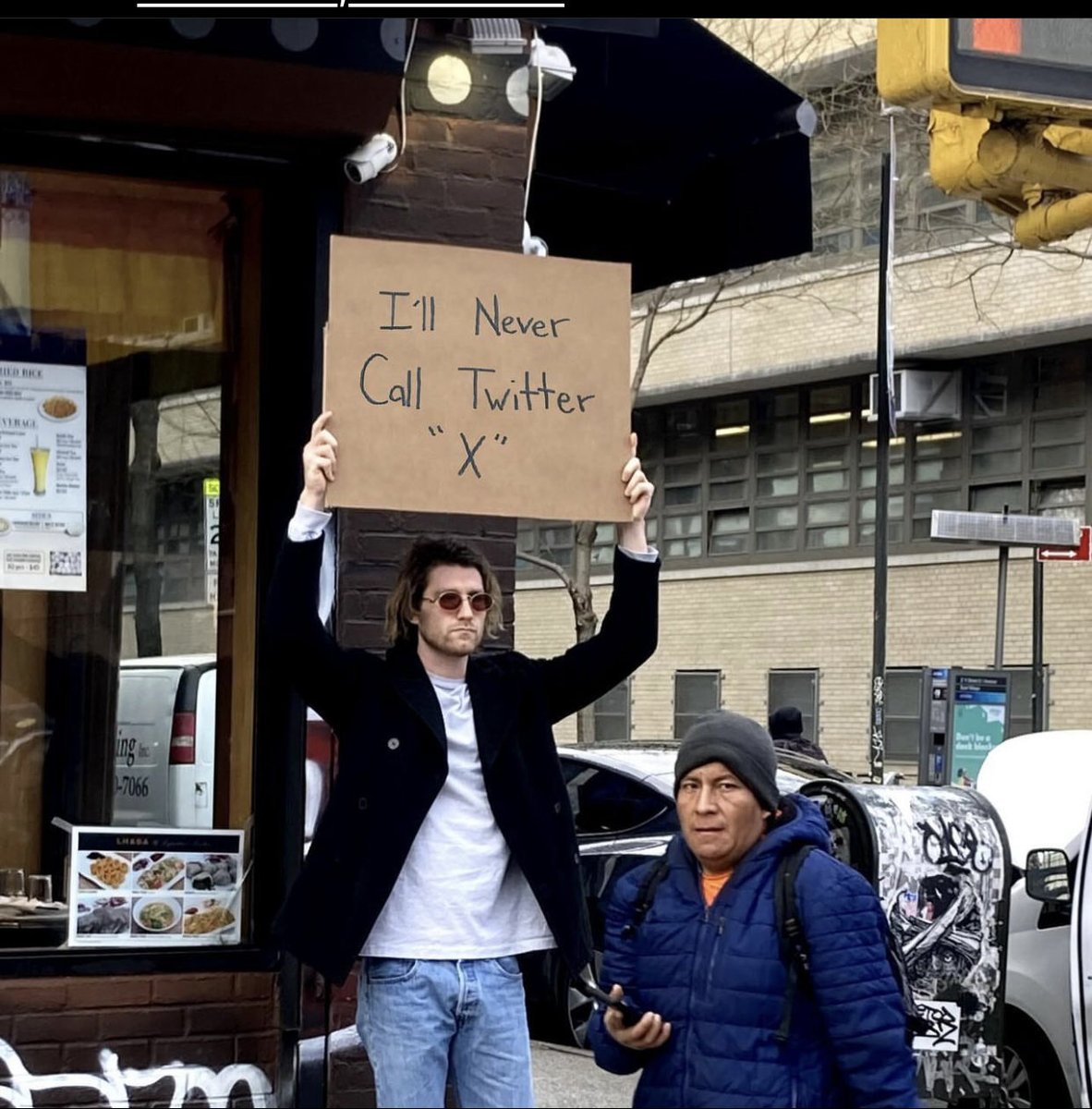 Elsklimt's tweet image. #dudewithsign