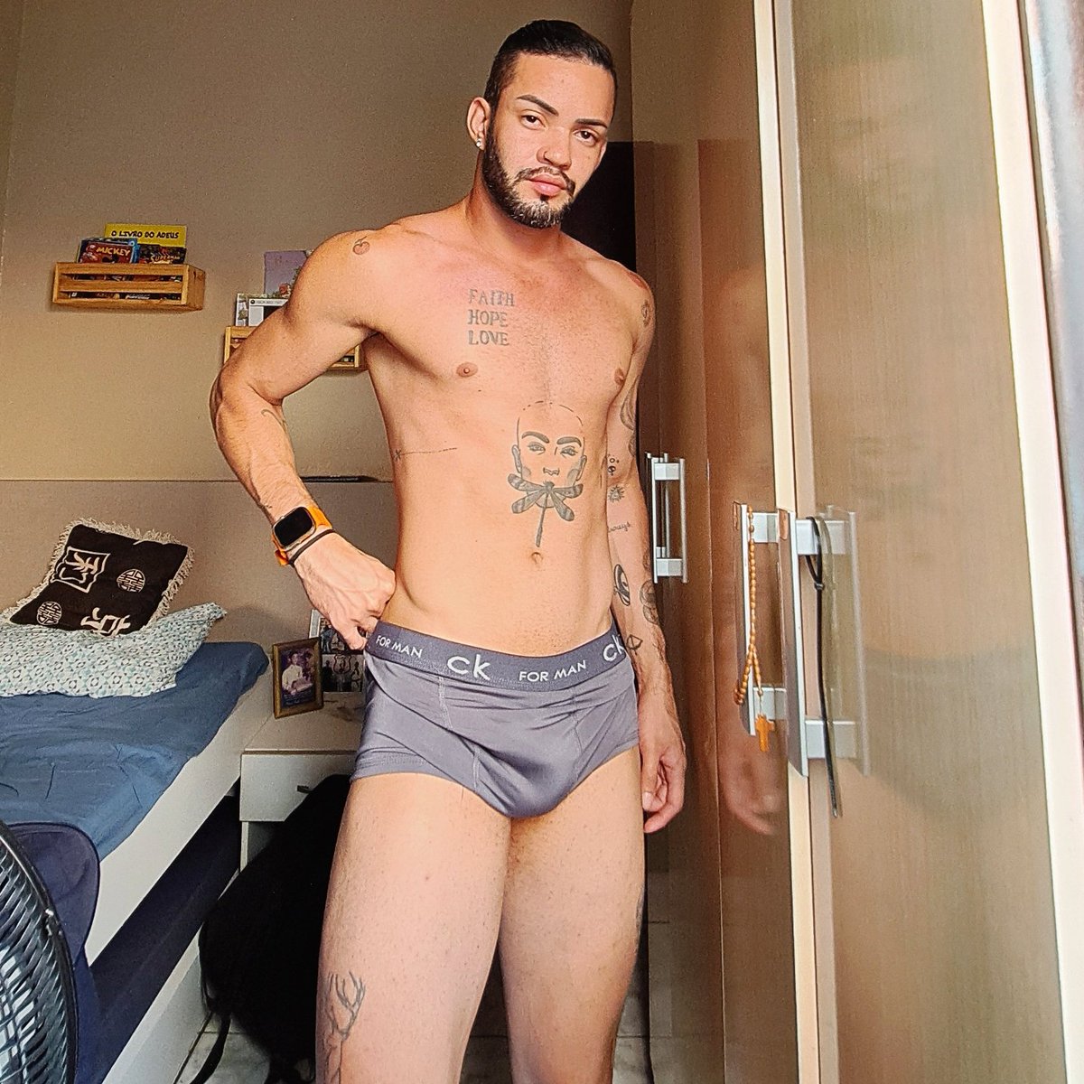 Fulanytto's tweet photo. Na moral véi, 💪🏻🤤
#gym https://t.co/qXr2YQJKg9