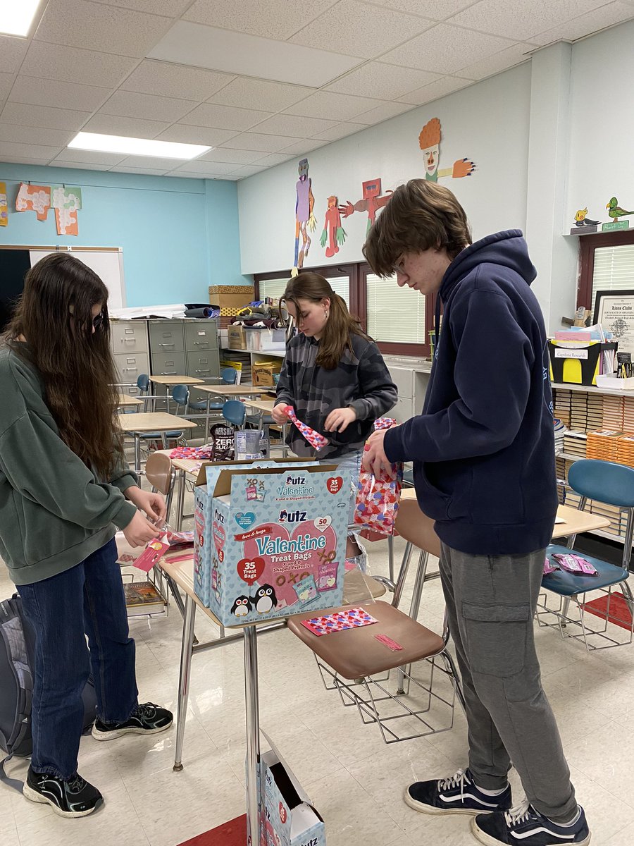 ❤️🖤❤️🖤