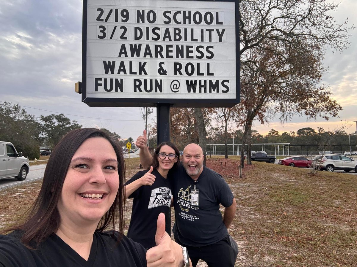 The Marquee Challenge has begun! @WES_Admin is ready to go! We can’t wait to see everyone’s marquee 👀 don’t forget to tag us😊💚💙