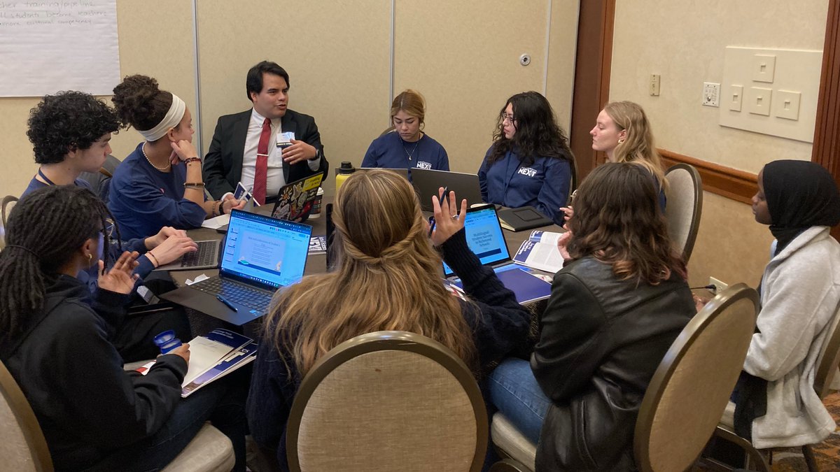 URLeaders's tweet photo. Stories shared, lessons learned w/Victoria Case Gochez (’22), Language Instruction Education &amp; @lsanchezconcha (‘23), asst prin @RPS_Schools. A&amp;S NEXT (Drs. E Ready, T Shields) @urichmond gathered students, educators, advocates to support success of multilingual students @urspcs https://t.co/gNpIxGKxHp