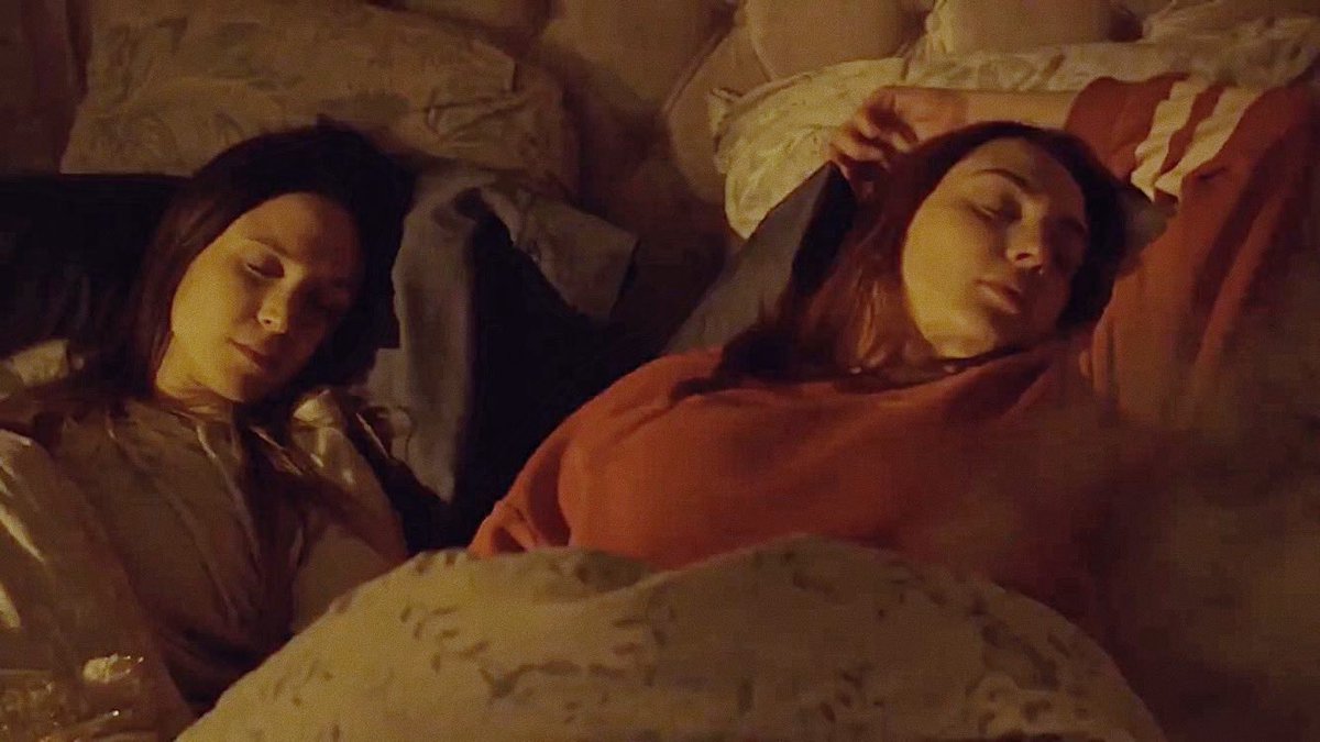 only_human3's tweet photo. Happy #wayhaughtwednesday to all my lovely #Earpers Family 💜 #wayhaught #WynonnaEarp #RepresentationMatters 🏳️🌈 #katbarrell #dominiquepc https://t.co/ZQd6L9k36p