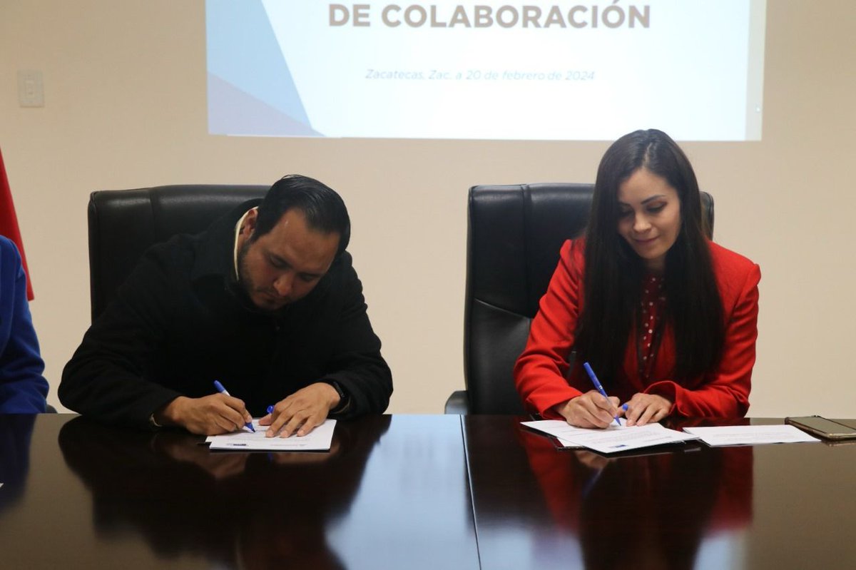 CDHEZ_oficial tweet media