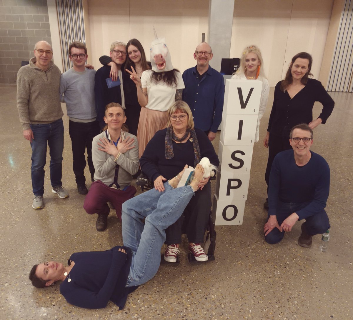 The brilliant poets of our action vispo / student book launch event tonight! Exceptional evening of balloons jenga unicorn eggs sellotape shoes and poetry. @___Stathis___ @AssociateTyz @albanart @vlkaye Julia Rose Lewis, Josh Ciccone, Oscar Rodriguez, Jessica Pritchard et al