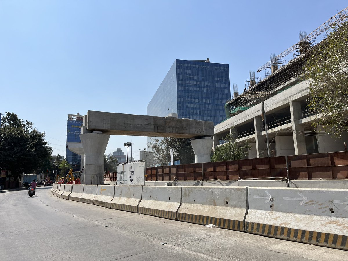 DEVESHS67071822's tweet image. #Pune #Contd