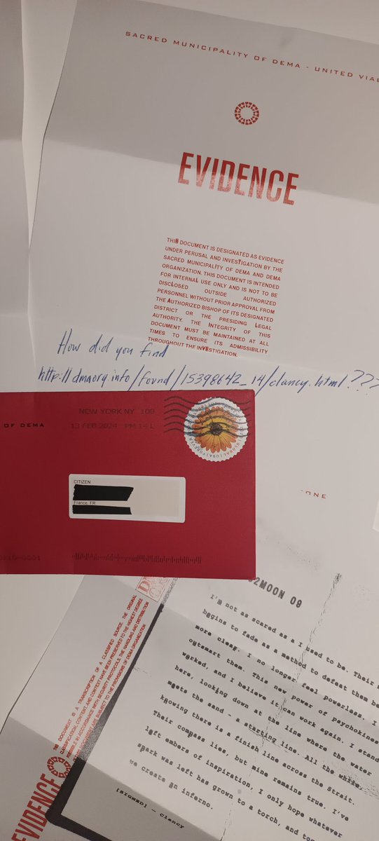 Addictwithamig1's tweet photo. OK OK STOP TWENTY ONE PILOTS CONTENT !!
JUST LOOK WHAT MY MOM FOUND IN OUR MAILBOX TODAY !! We live in France with my sister (also a clikkies), and many people think that maybe, we're the first french clikkies to receive this letter from Dema ?? I can't breathe 
#twentyonepilots https://t.co/0WIIFp2mvF