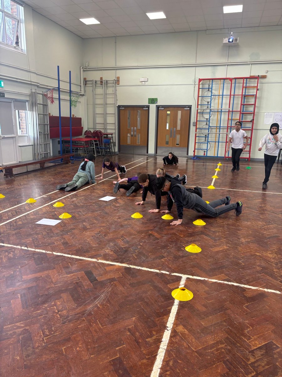 OPA_SHWB's tweet photo. Year 6 completed their intra academy Crossfit competition today with the help of Mr Pickles. High intensity workouts with a view to earn a place at the final at PWR FIt in Halifax in the coming weeks. https://t.co/x2QO5WXENe