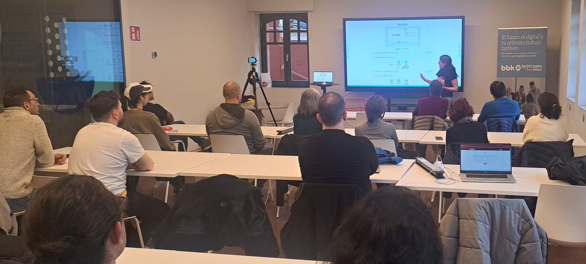 Hoy @Marta_Liarte nos está explicando como elegir una buena theme en #Wordpress

#bbkbootcamps <a href="/WPBilbao/">WordPress Bilbao</a> <a href="/TheBridge_Tech/">The Bridge</a>