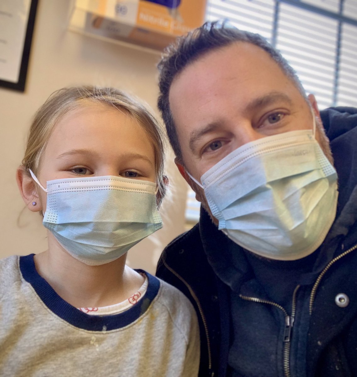 Broder512's tweet image. Our 7 yo has strep, but thankfully, we have my grandmother’s chicken soup recipe, health care, and paid leave. Every family deserves the same! 

It’s time for #VALeg to ensure paid leave &amp;amp; health care for all Virginians. If they do so, we’re happy to bring them all chicken soup.